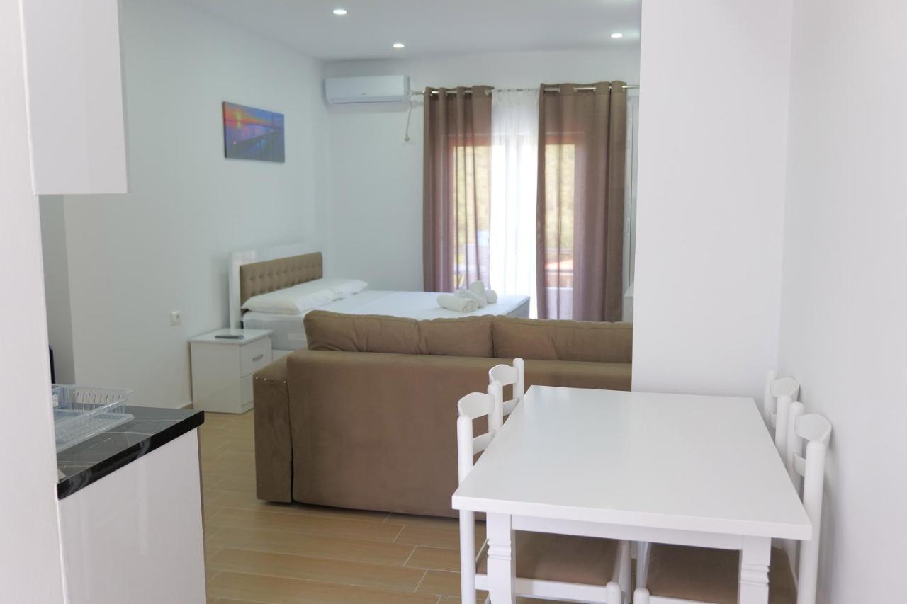 Iljo Apartments Ksamil Luaran gambar