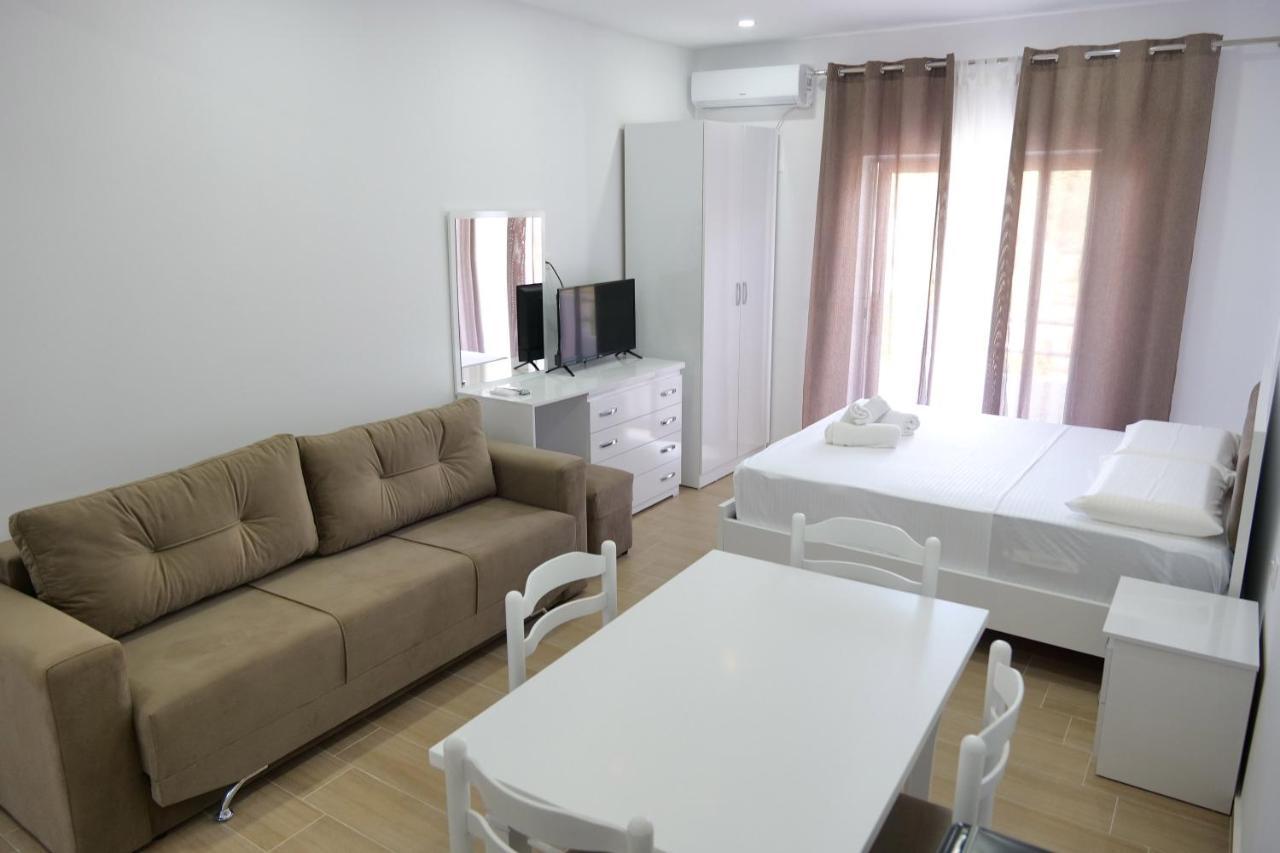 Iljo Apartments Ksamil Luaran gambar