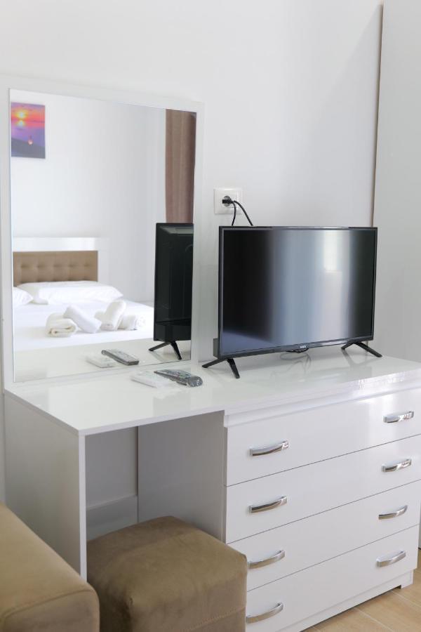 Iljo Apartments Ksamil Luaran gambar