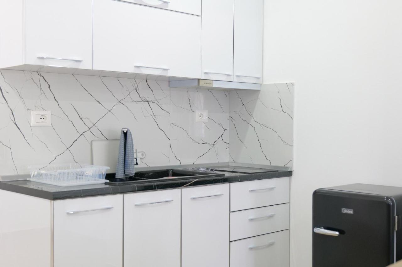 Iljo Apartments Ksamil Luaran gambar